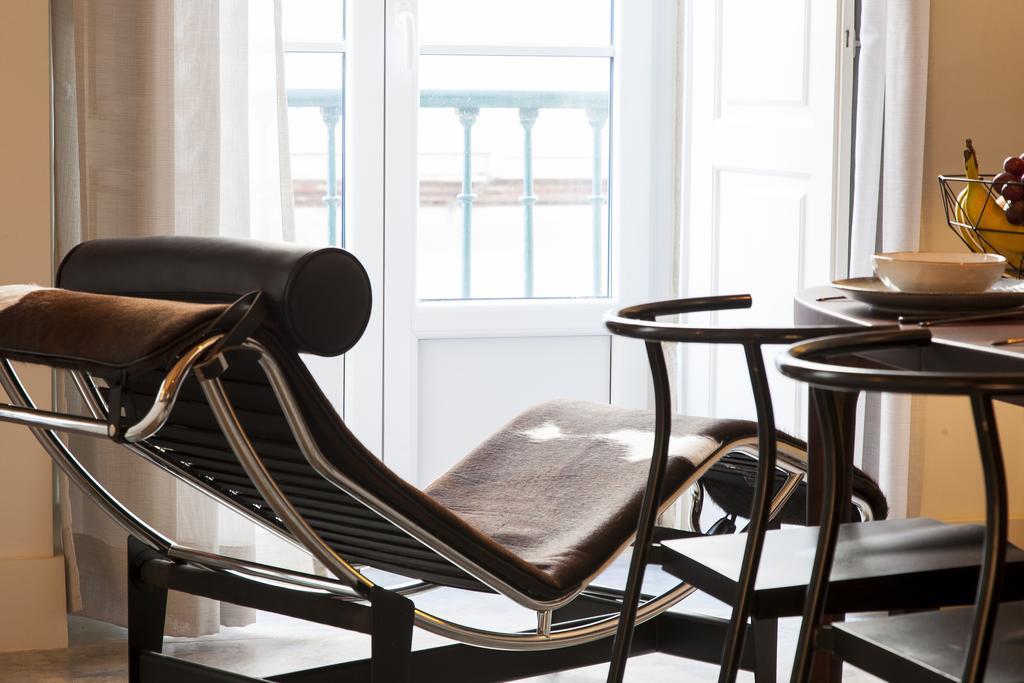 Joivy Downtown Design Apartments Lisbona Esterno foto