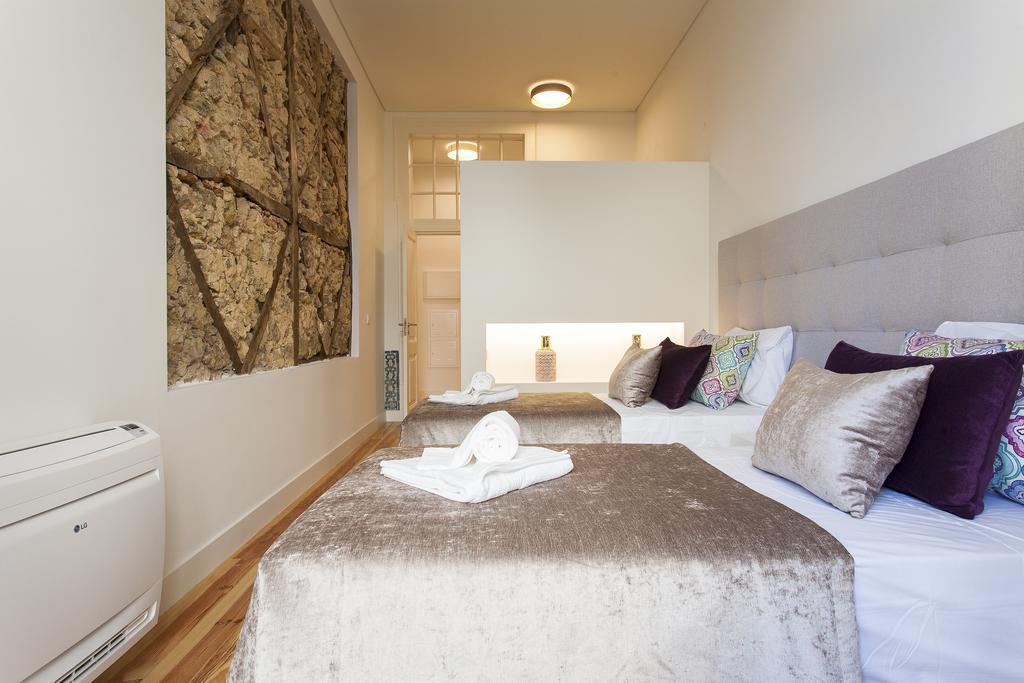 Joivy Downtown Design Apartments Lisbona Esterno foto
