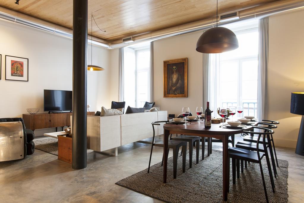 Joivy Downtown Design Apartments Lisbona Esterno foto