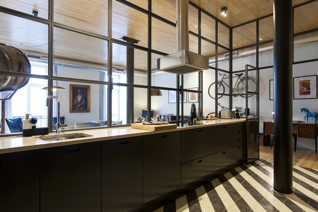 Joivy Downtown Design Apartments Lisbona Esterno foto