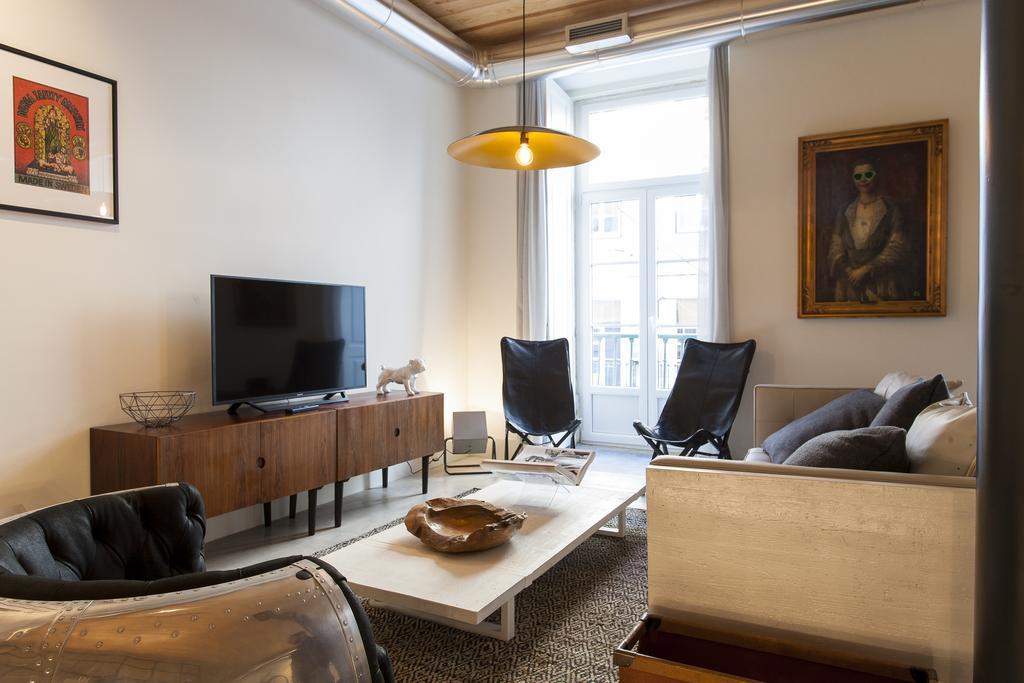 Joivy Downtown Design Apartments Lisbona Esterno foto