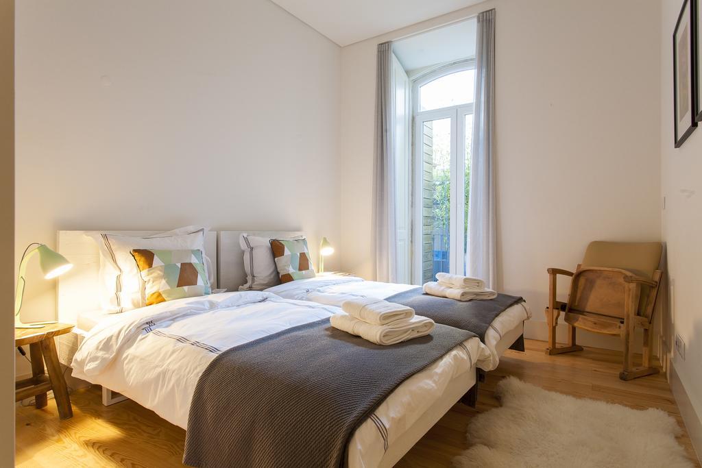 Joivy Downtown Design Apartments Lisbona Esterno foto