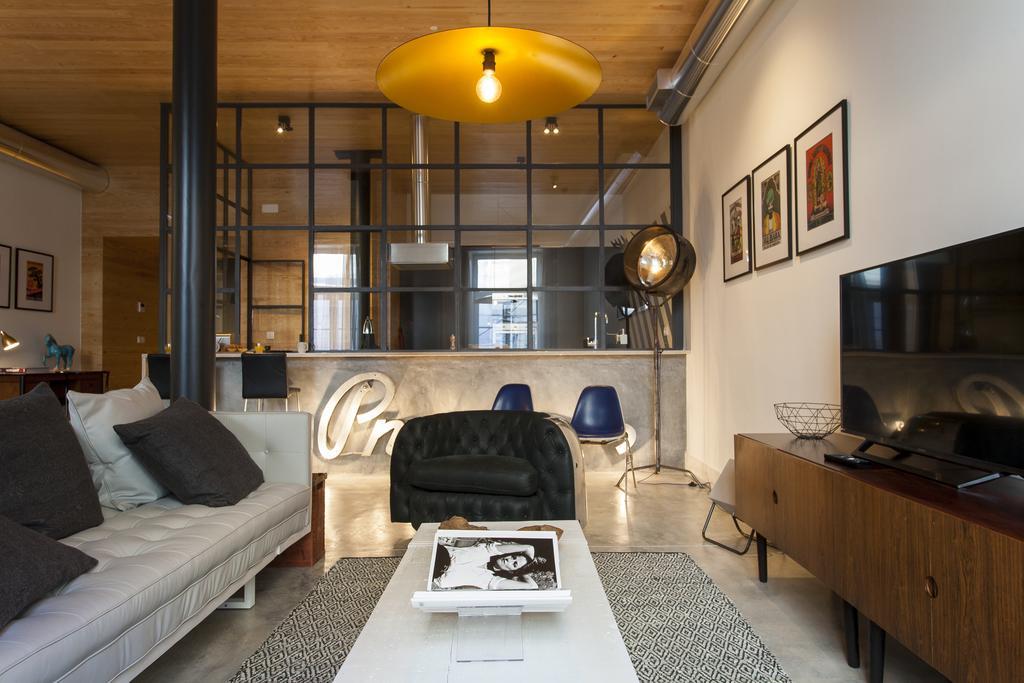 Joivy Downtown Design Apartments Lisbona Esterno foto
