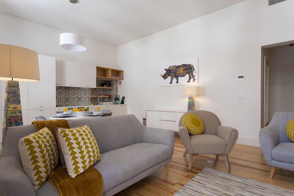 Joivy Downtown Design Apartments Lisbona Esterno foto