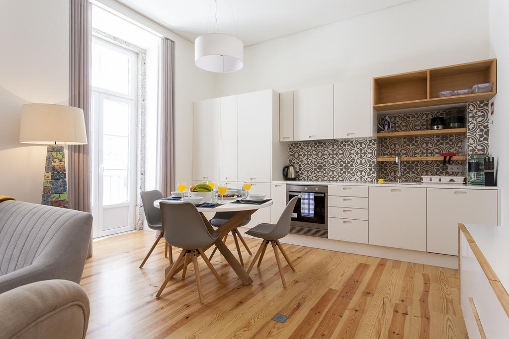 Joivy Downtown Design Apartments Lisbona Esterno foto