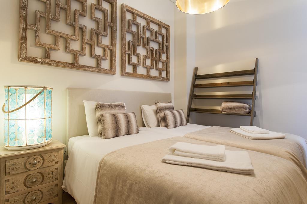 Joivy Downtown Design Apartments Lisbona Esterno foto